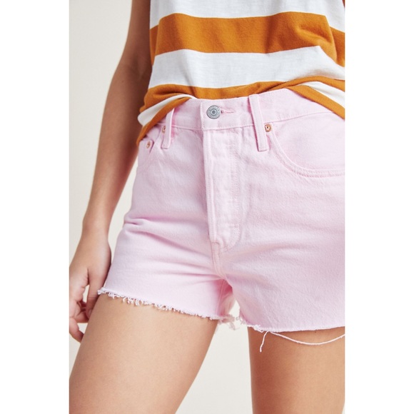 Levi’s Frayed Hem 501 Shorts - Picture 2 of 8
